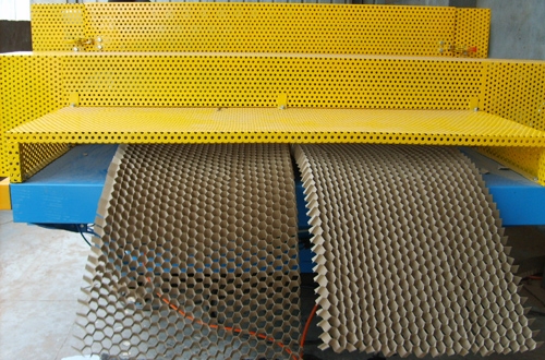 全自動(dòng)縱橫刀拉伸機(jī)出